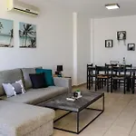 Eden Serenity 1b, Paphos, Pool Apartmán Klorakas