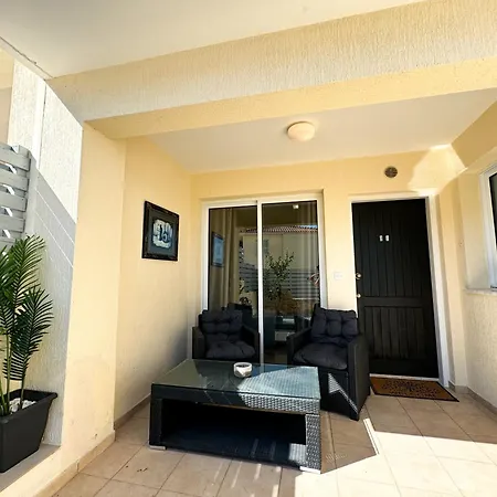 Eden Serenity 1b, Paphos, Pool *